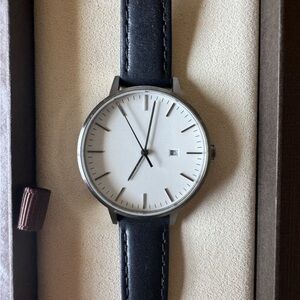 Linjer the classic black leather strap watch - women’s gunmetal